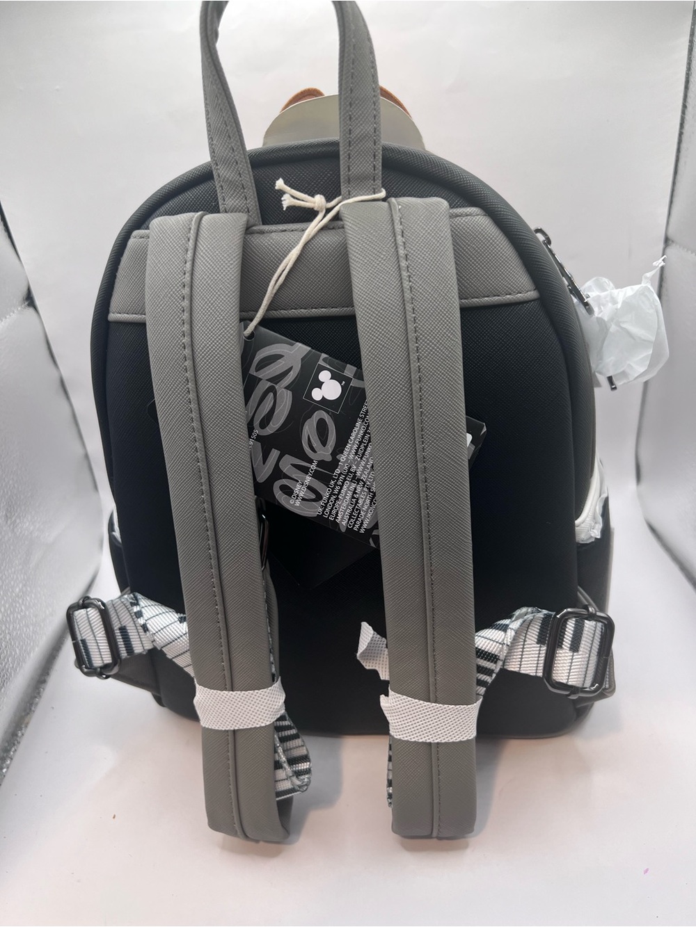 NWT Disney Loungefly Chip 'n' Dale Character Backpack mini backpack - Picture 4 of 11